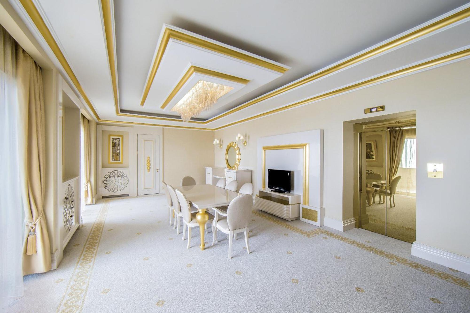 Qafqaz Riverside Hotel Gabala Buitenkant foto The interior of the Presidential Suite