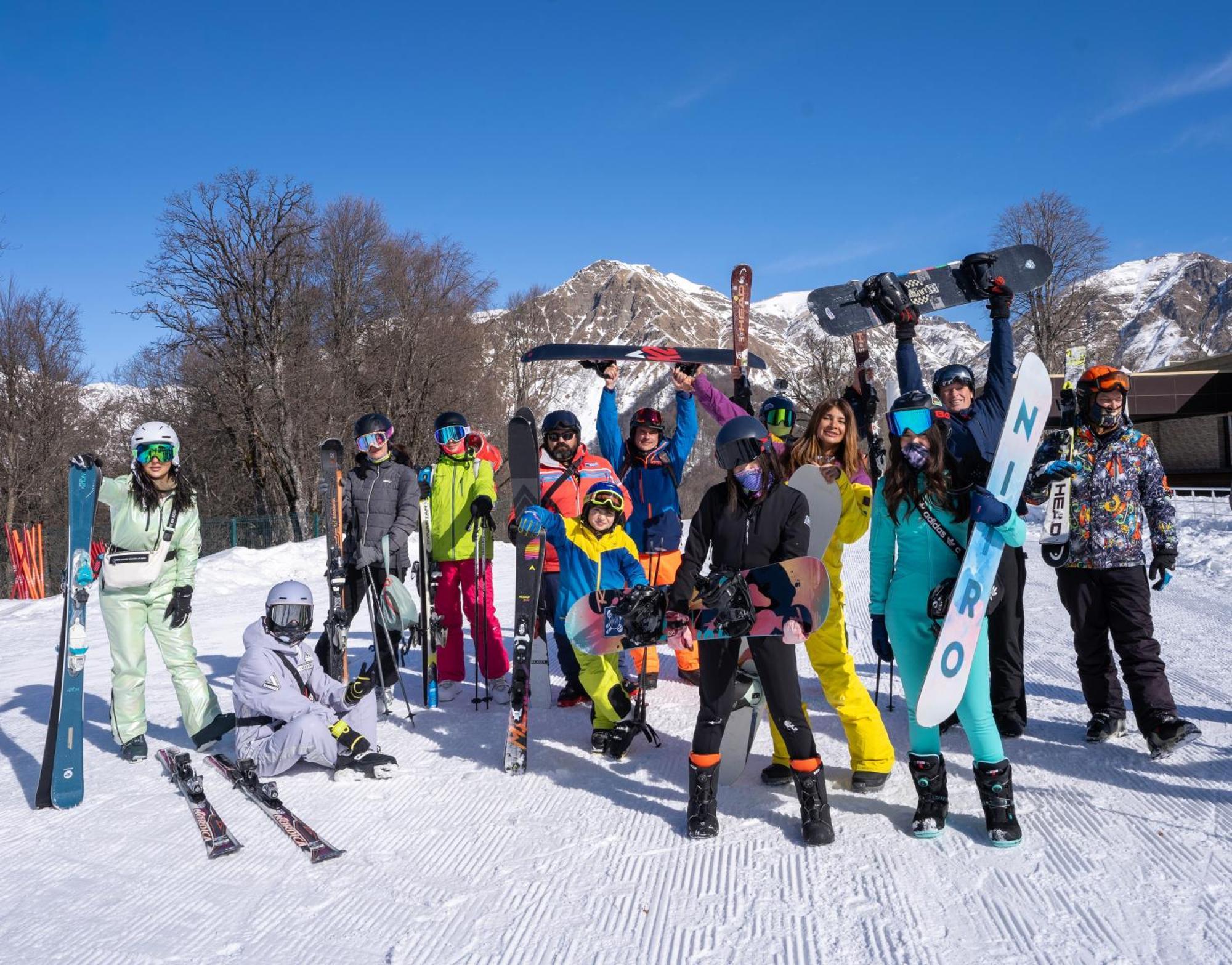 Qafqaz Riverside Hotel Gabala Buitenkant foto Skiing in Bariloche, Argentina