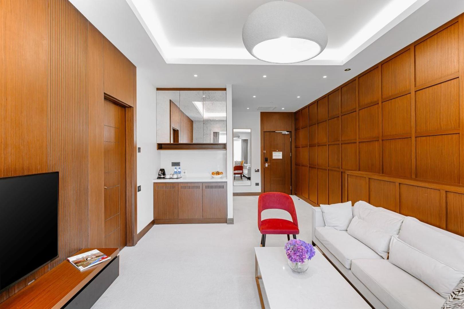 Qafqaz Riverside Hotel Gabala Buitenkant foto The interior of the suite
