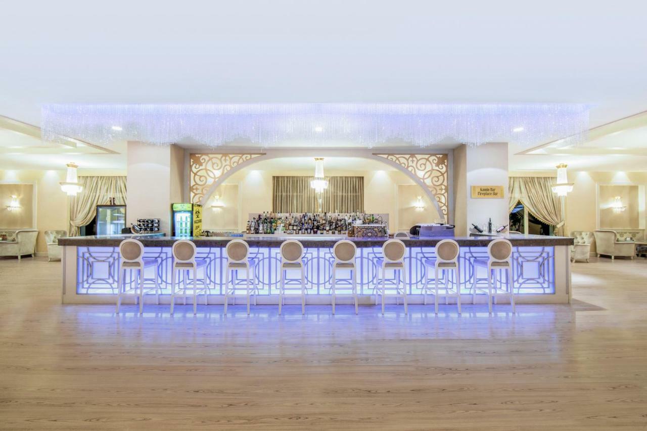 Qafqaz Riverside Hotel Gabala Buitenkant foto The bar at the airport